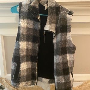 Westbound Sherpa vest